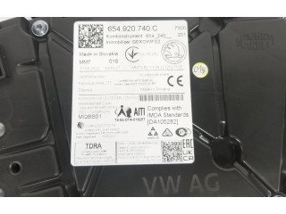 Панель приборов 654920740C, 654920740C   Skoda Kamiq       