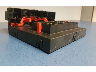 Блок предохранителей 3C0937049E, 00206796 Volkswagen Jetta V