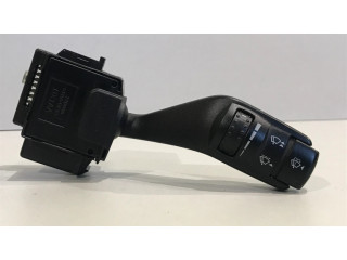 Ручка стеклоочистителей 17D940   Ford Focus