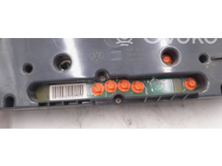 Панель приборов 87001262 Volkswagen Golf III