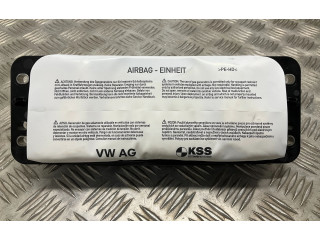 Подушка безопасности пассажира 8V0880204E Skoda Octavia Mk3 (5E)