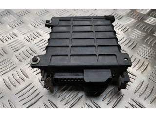 Блок предохранителей  811906264, 0280800104   Volkswagen Golf II    