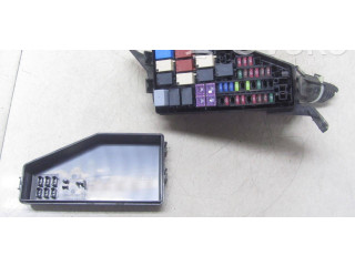 Блок предохранителей     Honda HR-V    