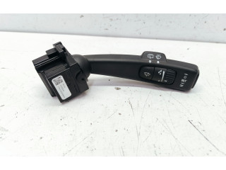 Ручка стеклоочистителей 31456042   Volvo V60