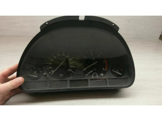 Přístrojová deska BMW 5 E39 1996 62118381198