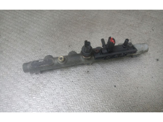 Топливная рампа 0445214017   Citroen C8   для двигателя -