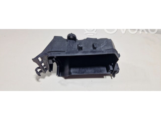 Блок предохранителей A2465403803 Mercedes-Benz A W176