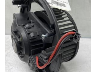 Вентилятор печки    5Q1819021H   Audi A3 S3 8V