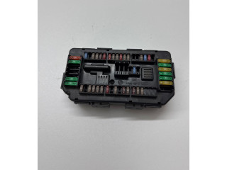 Блок предохранителей 10688710 BMW 1 F20 F21