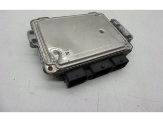 Блок управления впрыском 0281016590, 0281016590   Volvo C30