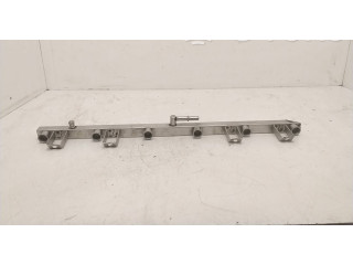 Топливная рампа 7542541, 7542070 BMW 5 E60 E61 для двигателя -