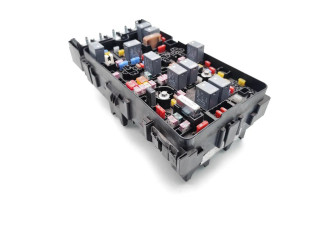 Блок предохранителей 68193002AF, 438209343E2 Jeep Cherokee