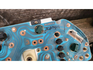 Přístrojová deska  Mazda 323 1993   