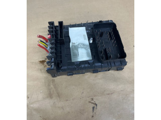   Pojistková skříňka 01718130   Volkswagen Caddy 2011