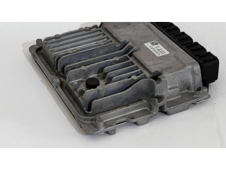 Řídící jednotka 8476038, 0281035557   BMW 5 G30 G31 2017