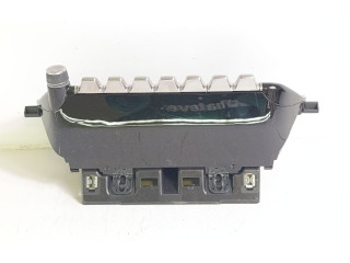 Блок управления климат-контролем 9823457080, 9823457180   Peugeot 2008 II