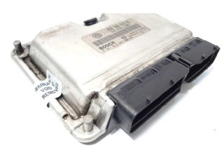 Блок управления двигателя 038906019NS, 0281013082 Skoda Fabia Mk2 (5J)