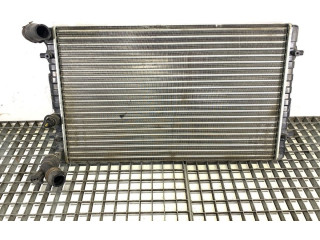 Радиатор охлаждающей жидкости 8MK376888   Audi A3 S3 8L    