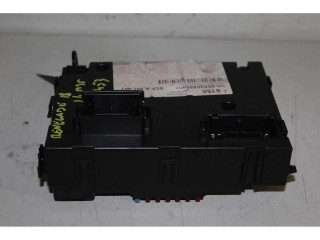 Блок предохранителей    Jeep Renegade    