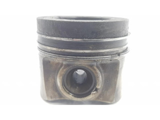 Píst 04L107065D, 1111AA   Skoda Superb B6 (3T)  pro naftový motor 1.6  