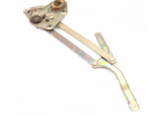 Передний механический механизм для подъема окна    Dacia 1300 1310 1320 1325 1410      