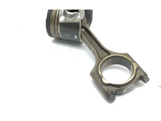 Поршень с шатуном D5244T15 Volvo XC60