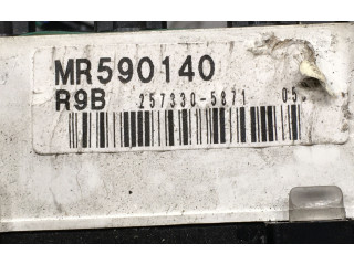 Панель приборов MR590140, 2573305871 Mitsubishi Pajero Sport I