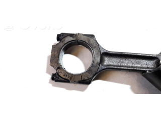 Píst Alfa Romeo 156 pro naftový motor 2.4