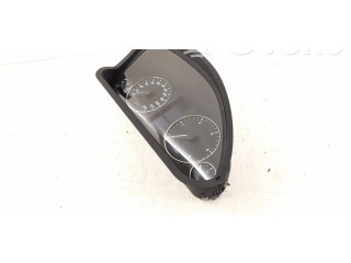 Панель приборов 1695408647, 1695404348   Mercedes-Benz A W169       