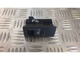 Включатель электрических окон