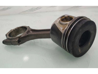  Поршень с шатуном  038J  Volkswagen PASSAT B6  