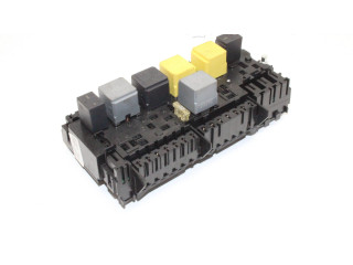 Блок предохранителей A2469060093 Mercedes-Benz A W176