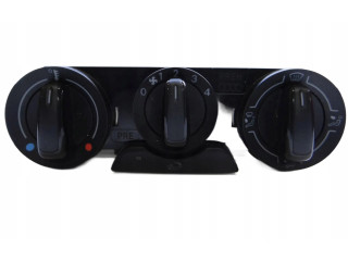 Блок управления климат-контролем 8XA819045   Audi A1