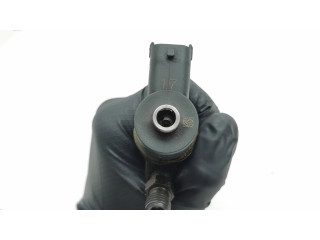 Vstřikovač 338002A800, 0445110411 Hyundai i40 pro naftový motor 1.7