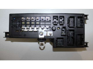 Блок предохранителей    9452993   Volvo V70