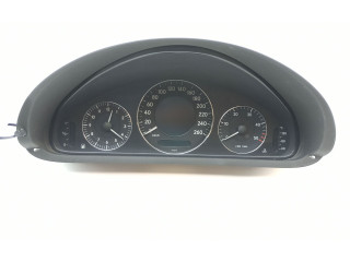 Přístrojová deska Mercedes-Benz CLK A209 C209 2004 A2095407111, 110080282