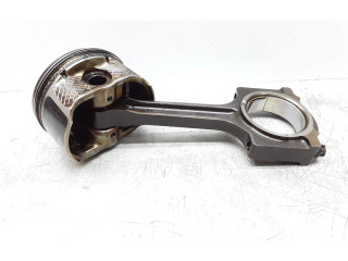  Поршень с шатуном    Volvo V50  