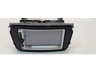 Pojistková skříňka Радио/ проигрыватель / навигация Smart ForFour II W453 2024