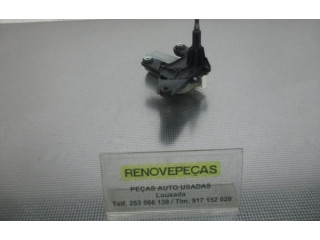 Моторчик заднего дворника 8200311486 Renault Clio III