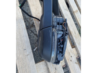 Зеркало электрическое Skoda Karoq 2017 - года