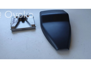 Зеркало заднего вида (в салоне)