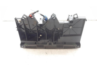 Блок управления климат-контролем 30613716   Volvo S40, V40