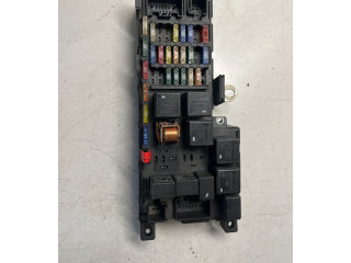 Блок предохранителей 001103003236, 518323118 Volvo V70