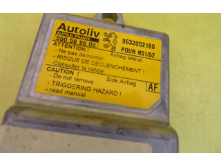 Блок управления надувных подушек 550589500, 9632052180   Peugeot  306   -  года