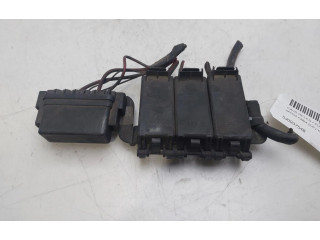 Блок предохранителей 5J0937548 Skoda Fabia Mk2 (5J)