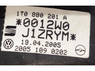 Подушка безопасности водителя 1T0880201A Volkswagen Touran I