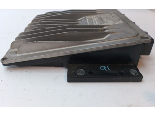 Блок управления двигателя 8200785530, 8200911568   Dacia Logan Pick-Up