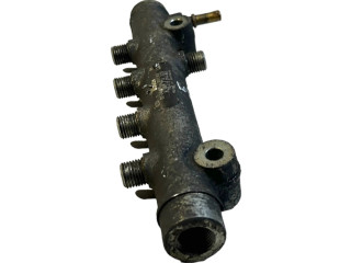 Топливная рампа 9641509480, 001583 Jaguar S-Type 2.7