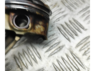 Píst Ford Fiesta YYJB