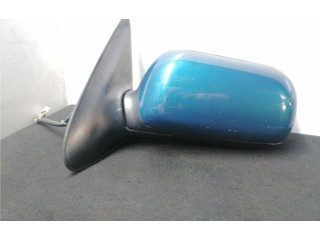 Zpětné zrcátko  Nissan Primera 2001    